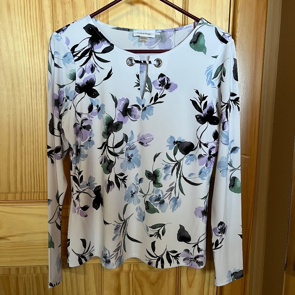 Calvin Klein Purple Blue White Floral Long Sleeve scoop neck Blouse